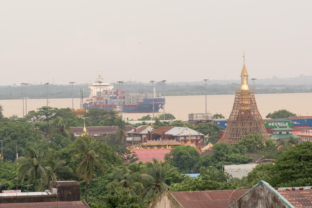 Casa Yangon Hotel Buitenkant foto